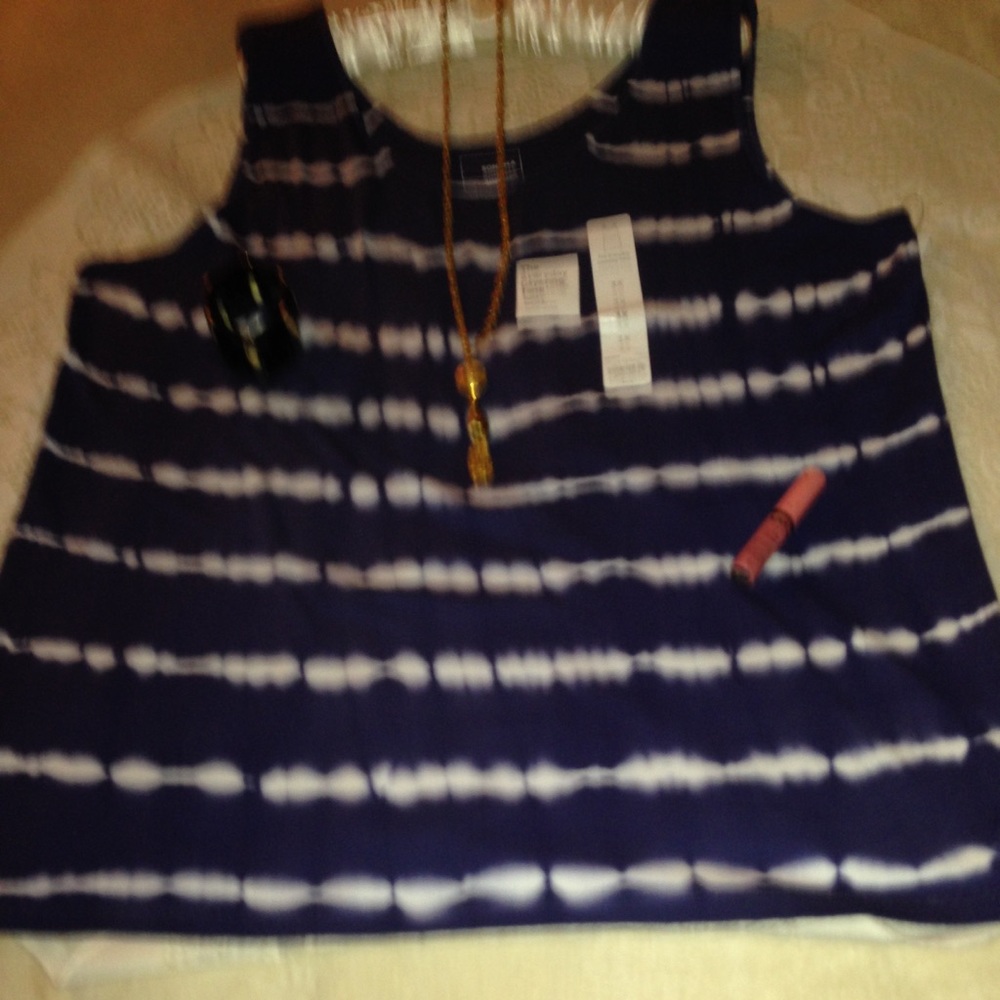 BLUE TANK TOP